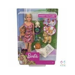 BARBIE Y SU GUARDERIA DE PERRITO